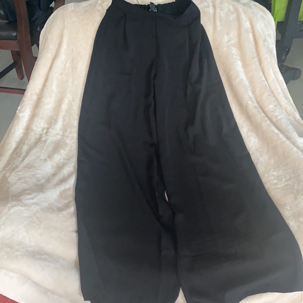 🔥 NWT 🔥 Wide leg palazzo pants